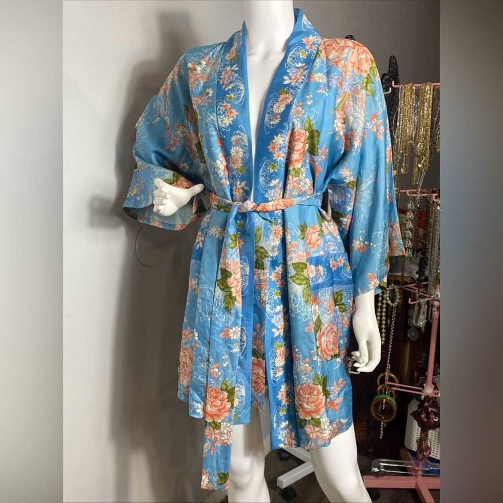 Vintage Kamon Kimono Japan 100% silk - Picture 1 of 11